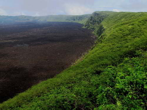 5 - 6 DAY GALAPAGOS NATIONAL PARK ADVENTURE TOURS COSTS [2026]: Sierra Negra Caldera Galapagos